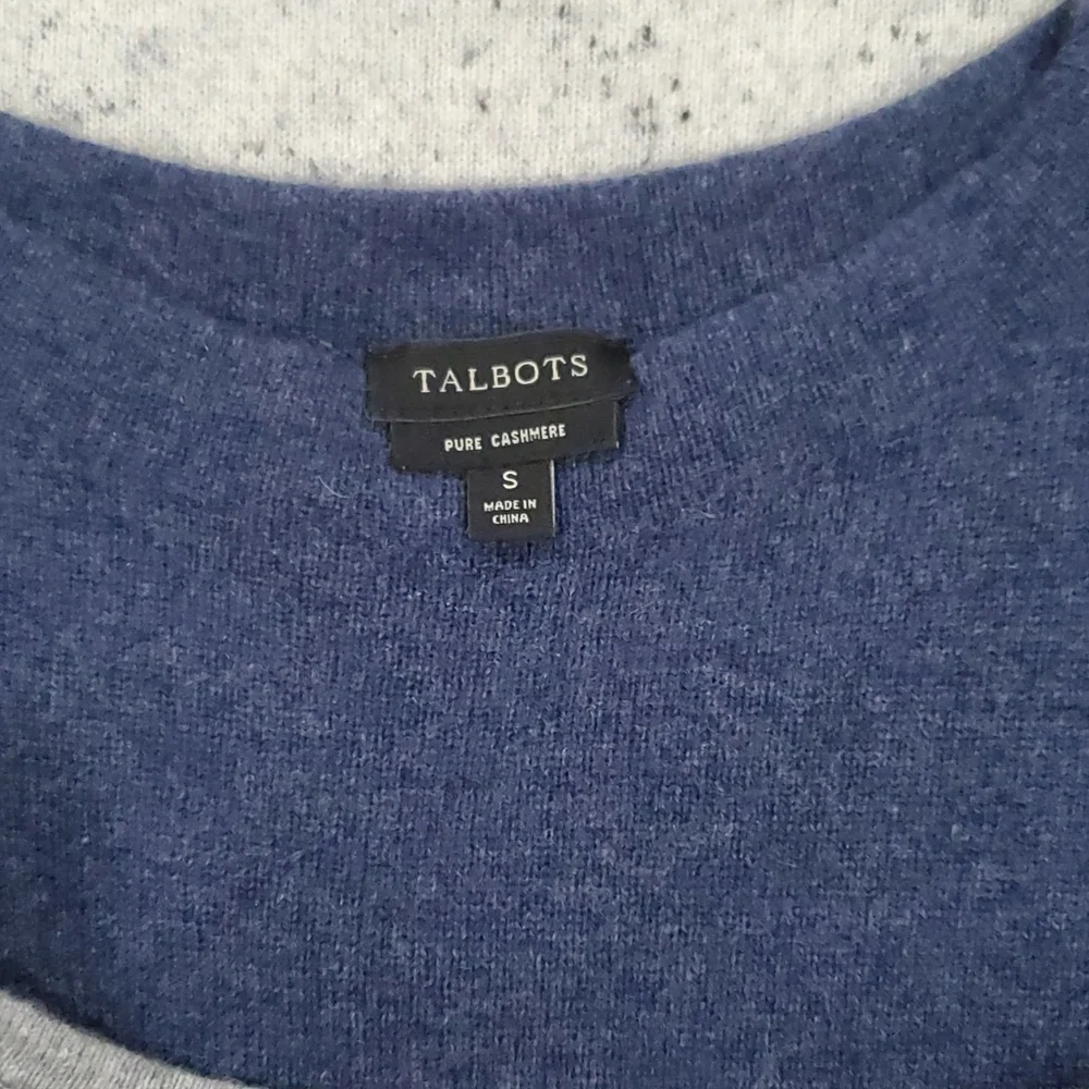 Cashmere sweaters - Picture 3 of 4